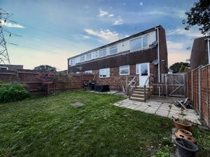 Rear- click for photo gallery